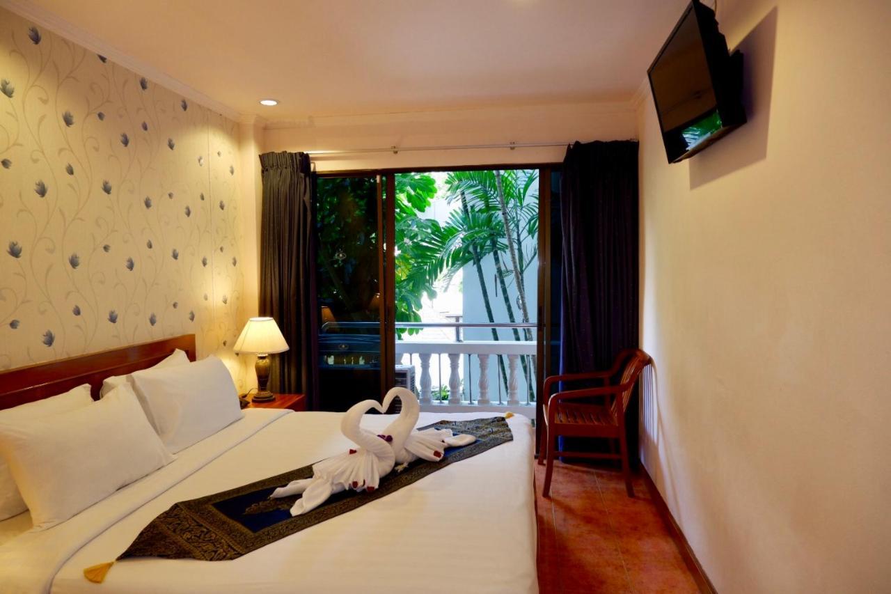 Patong Central Residence And Apartment Buitenkant foto