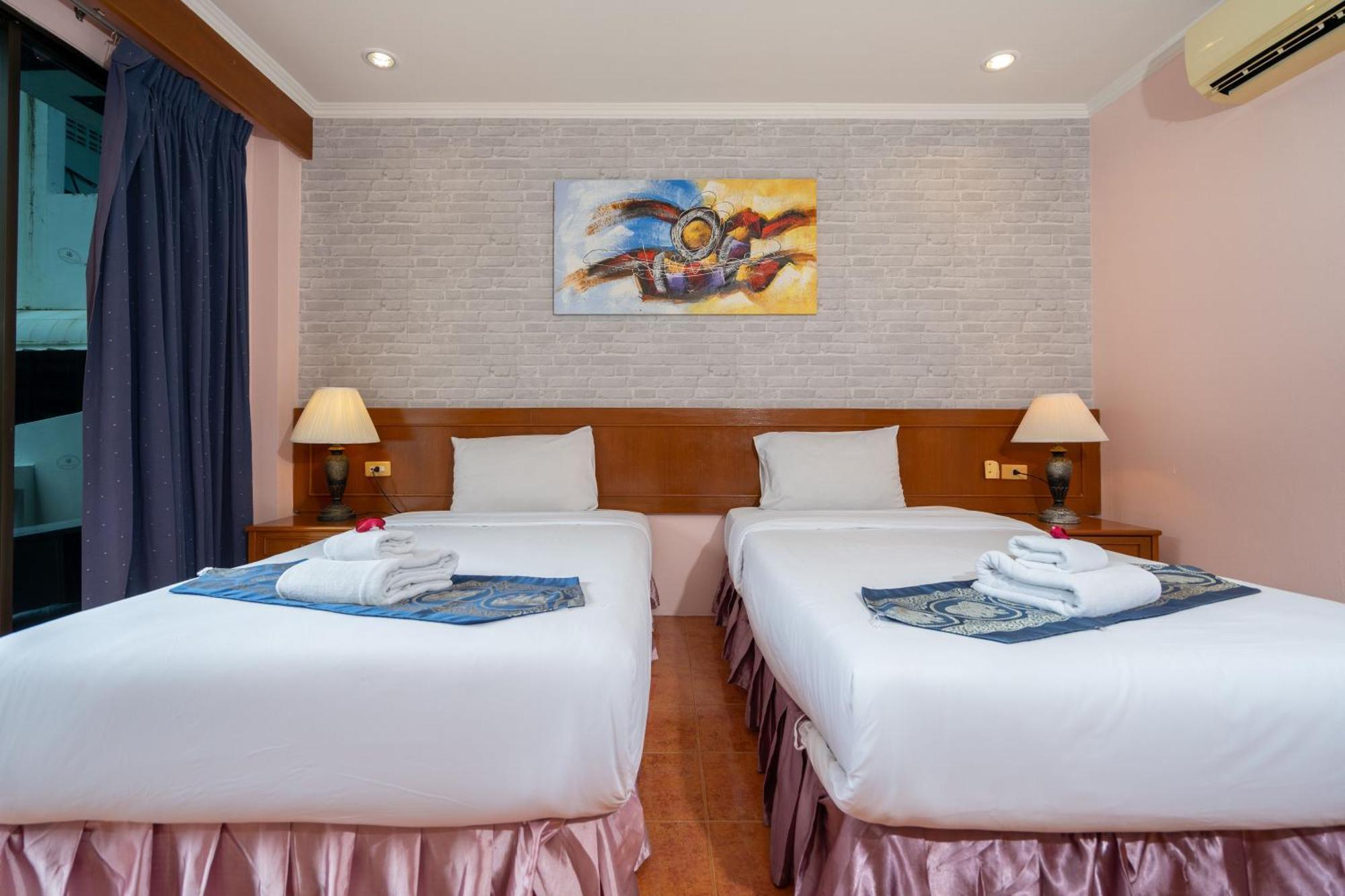 Patong Central Residence And Apartment Buitenkant foto