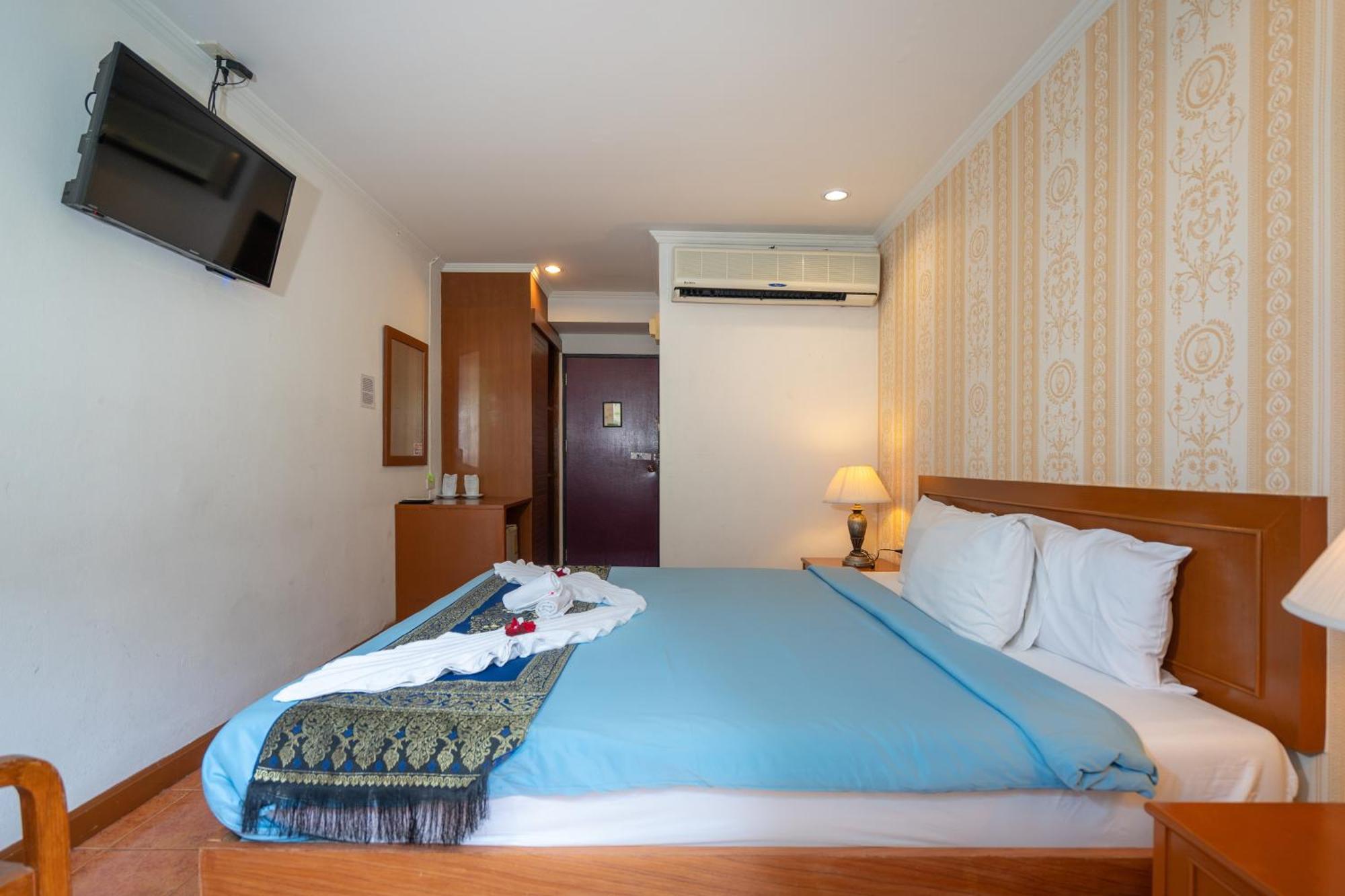 Patong Central Residence And Apartment Kamer foto