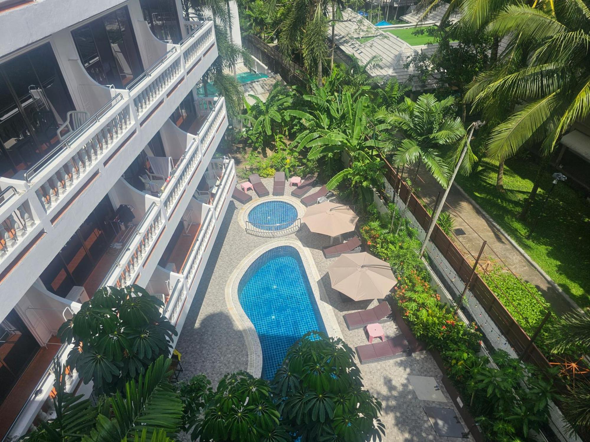 Patong Central Residence And Apartment Buitenkant foto